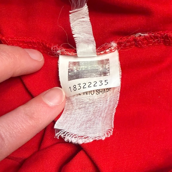 Ferrari Red Womens' Short Sleeve Tee with Shield Logo Size 2 - great condition - Picture 11 of 12